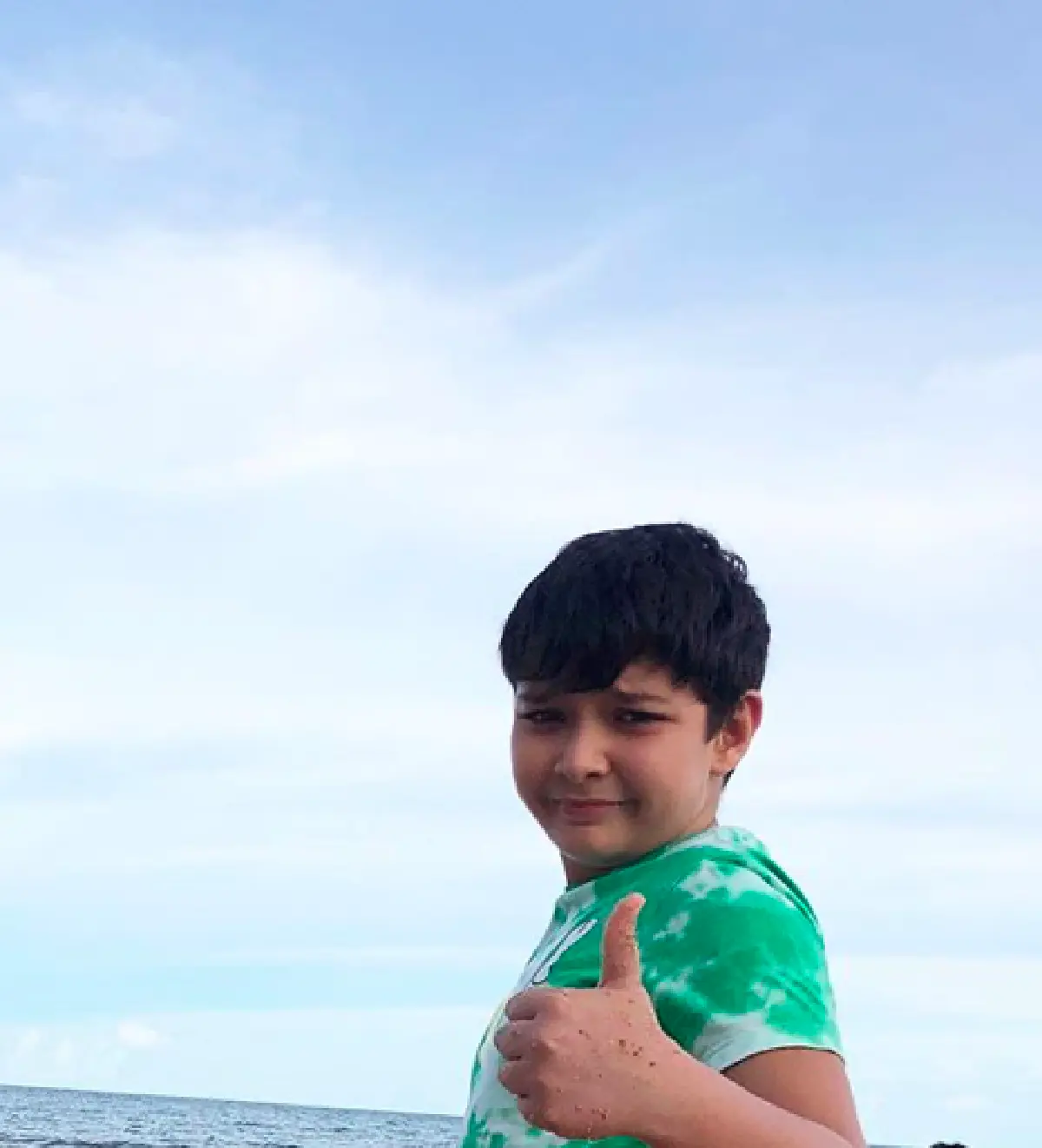 “น้องฮาเปอร์” ลูกชายคนโตของ “ฮาน่า-ฮิวโก้” โตเป็นหนุ่ม หน้าคมเข้มหล่อมาก