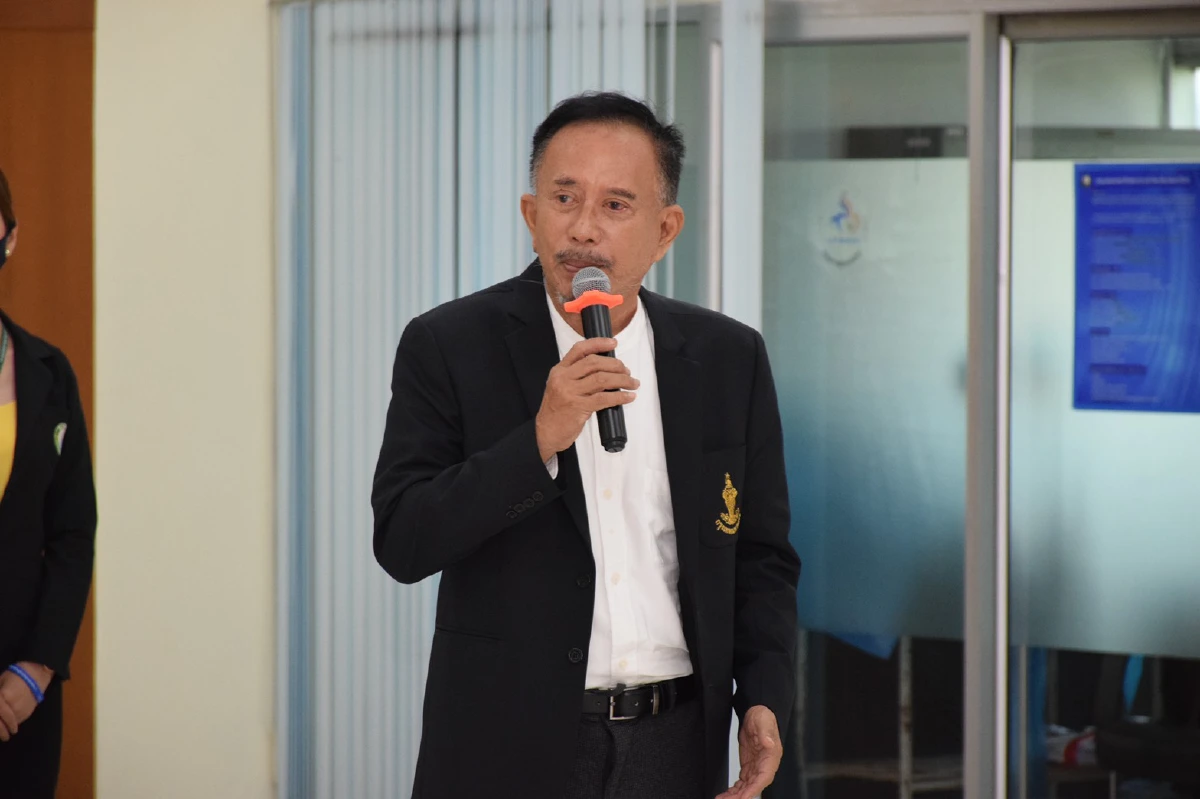 มอบ"น้องนนทรี"หุ่นยนต์ต้นแบบโรยละอองฆ่าเชื้อ