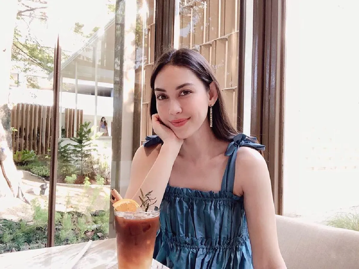 สงกรานต์ ลงรูปคู่ แมท ภีรนีย์ สุดแฮปปี้พากันไปฉลองวันเกิดอีกรอบ