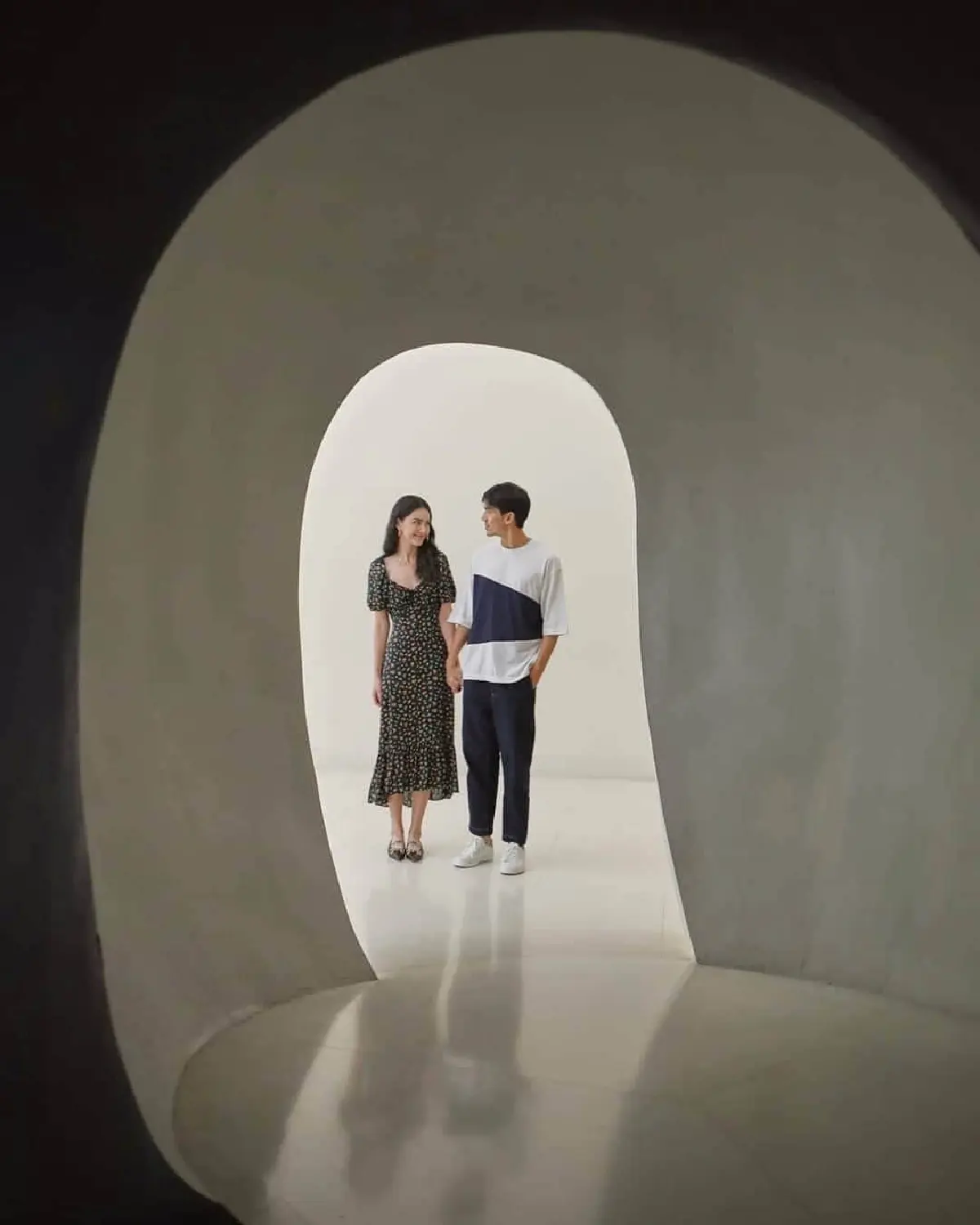 ใหม่-เต๋อ อวดภาพคู่สวีทหวานรัวๆ ควงกันเที่ยวพิพิธภัณฑ์ศิลปะ 