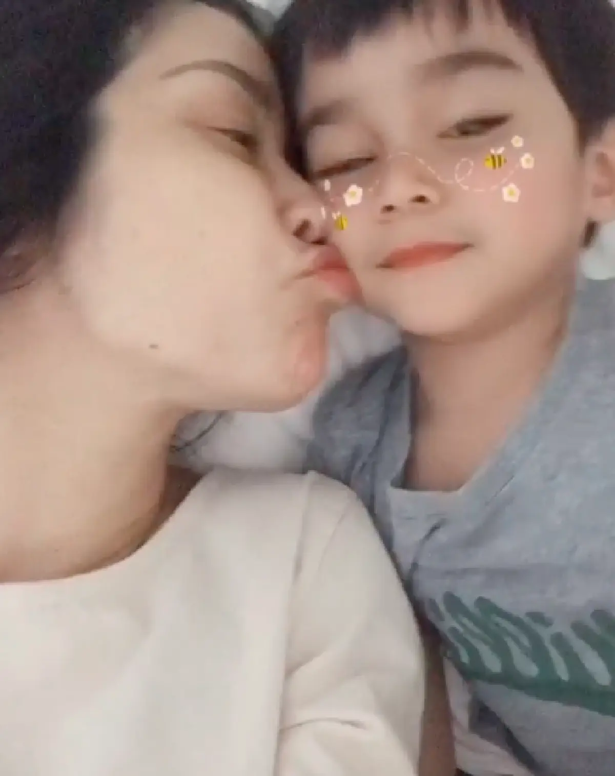 "นุ๊ก สุทธิดา" เคลียร์ชัดๆ หลังถูกชาวเน็ตถามตรงๆ ทำไมสามีทิ้ง!?