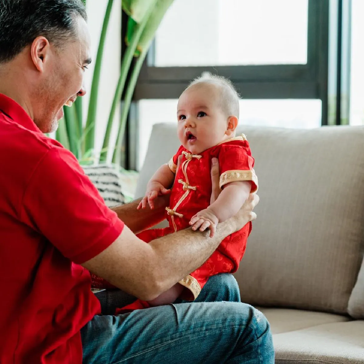 "ซาร่า มาลากุล" เผยโฉมหน้าลูกชาย "น้องซานเดอร์" แบบเต็มๆ ครั้งแรก น่ารักมาก