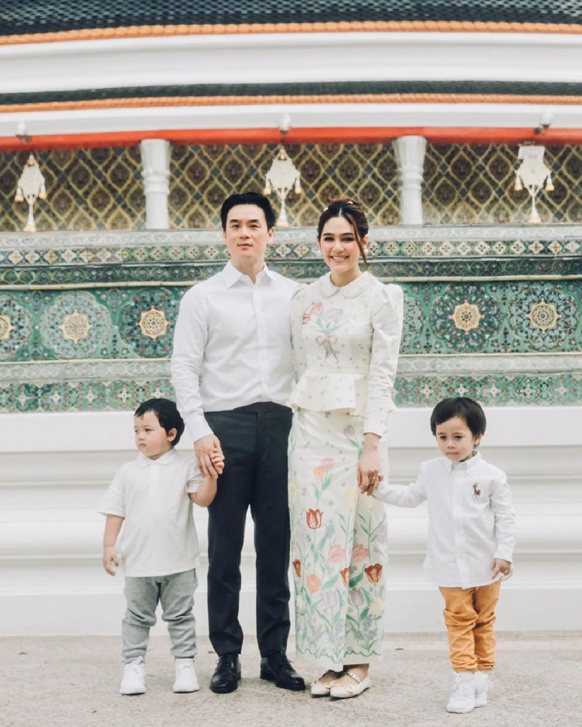 “น็อต วิศรุต” ในลุคซิ่งมอเตอร์ไซค์เท่ๆ งานนี้ “ชมพู่” ถึงกับบอกเบาได้เบา!