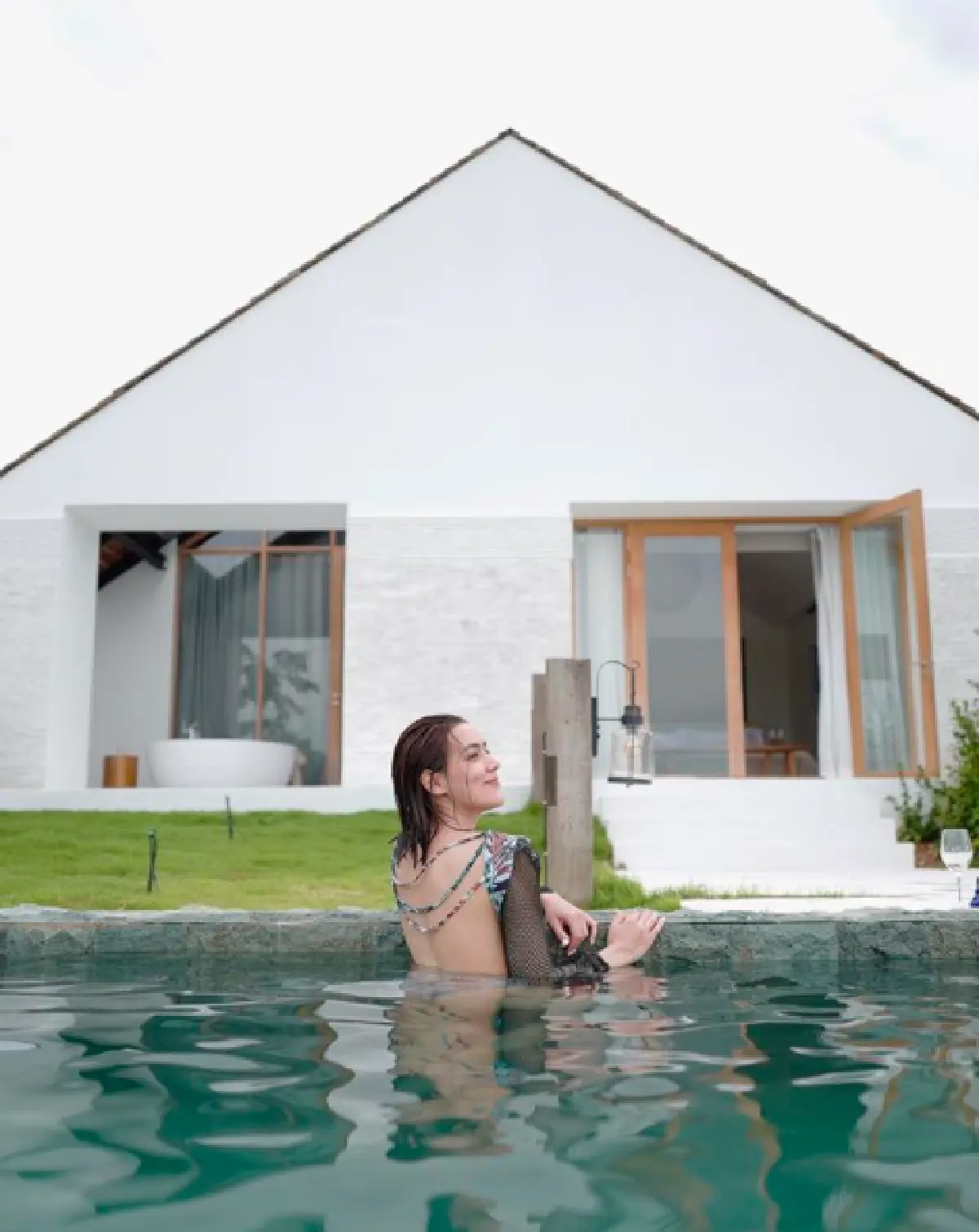 "คิมเบอร์ลี่" สุดแซ่บ! เซลฟี่ในชุดว่ายน้ำ อวดทรวดทรงหุ่นเป๊ะไร้ที่ติมาก 