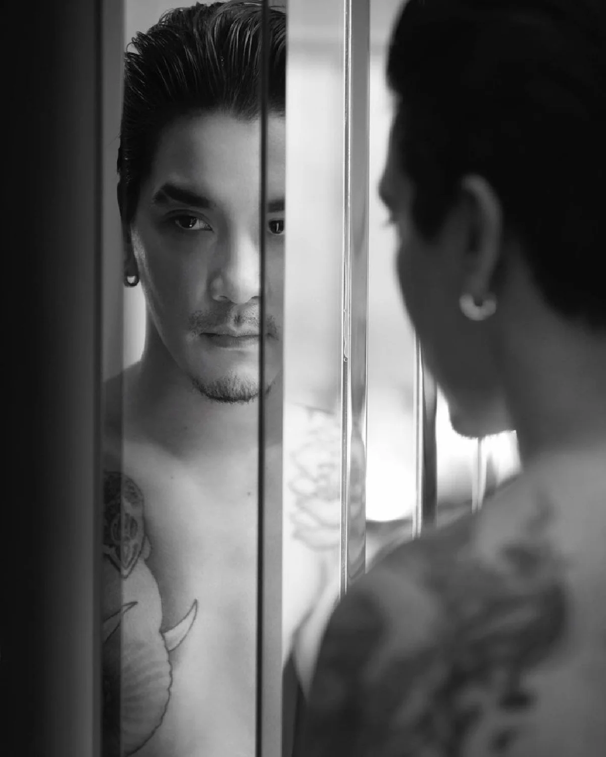 "ดีเจแมน-ใบเตย"  ถ่ายภาพก่อนคลอด บอกเลยว่าเร่าร้อนทุกมุมจริงๆ 