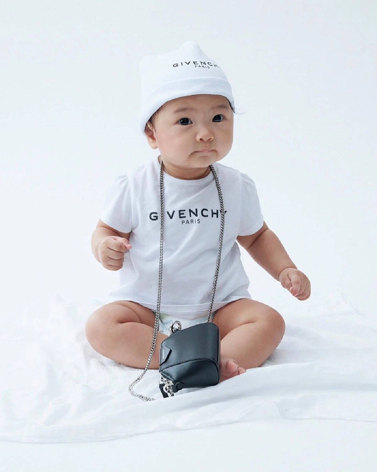 ลูกไม้ไม่ไกลต้น! "น้องโนล่า" ลูกสาว “เจนี่” ถ่ายแฟชั่นครั้งแรก อินเนอร์มาเต็ม