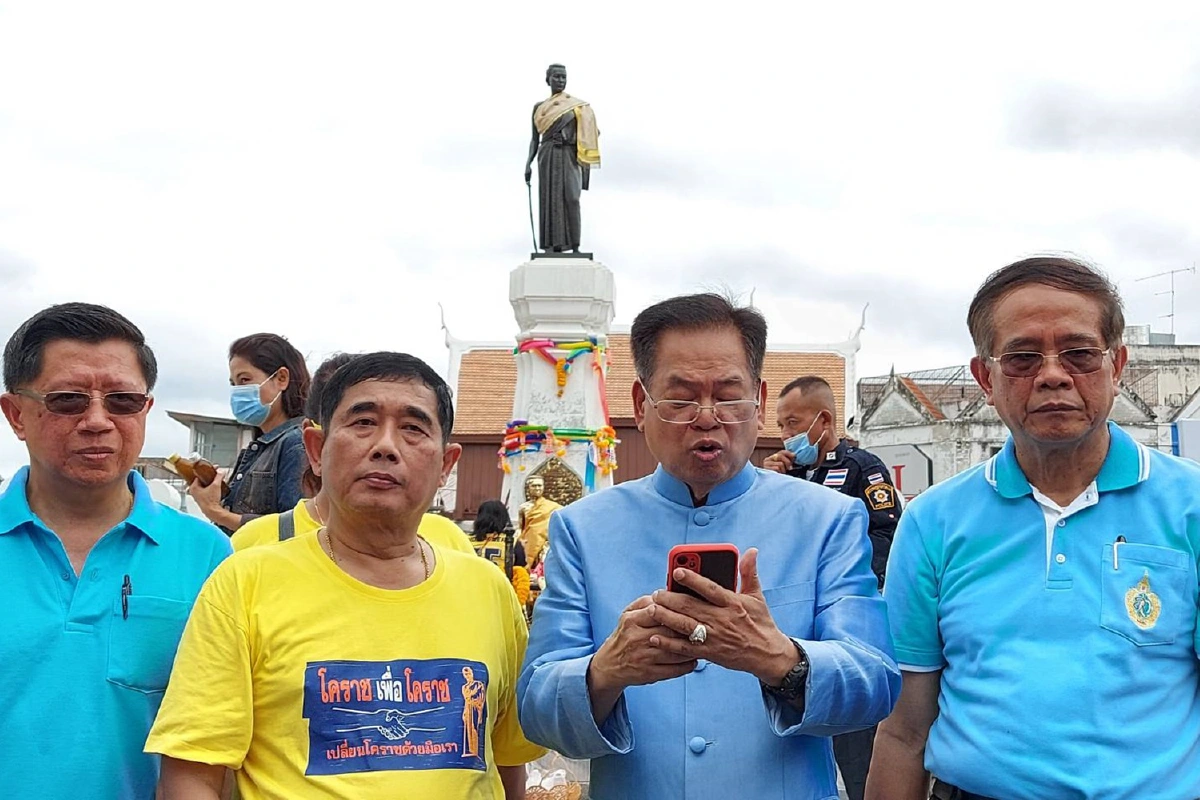 กลุ่มโคราชจี้รัฐบาลคืนความยุติธรรมสังคมไทยปมคำสั่งไม่ฟ้องบอส