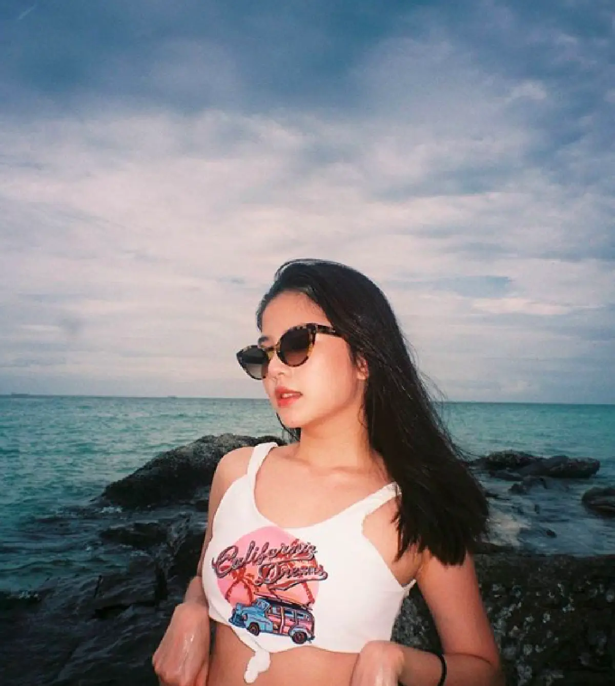 แซ่บไม่มีเว้น “ฝน ศนันธฉัตร” จัดเต็มในชุดบิกินี่สุดเซ็กซี่