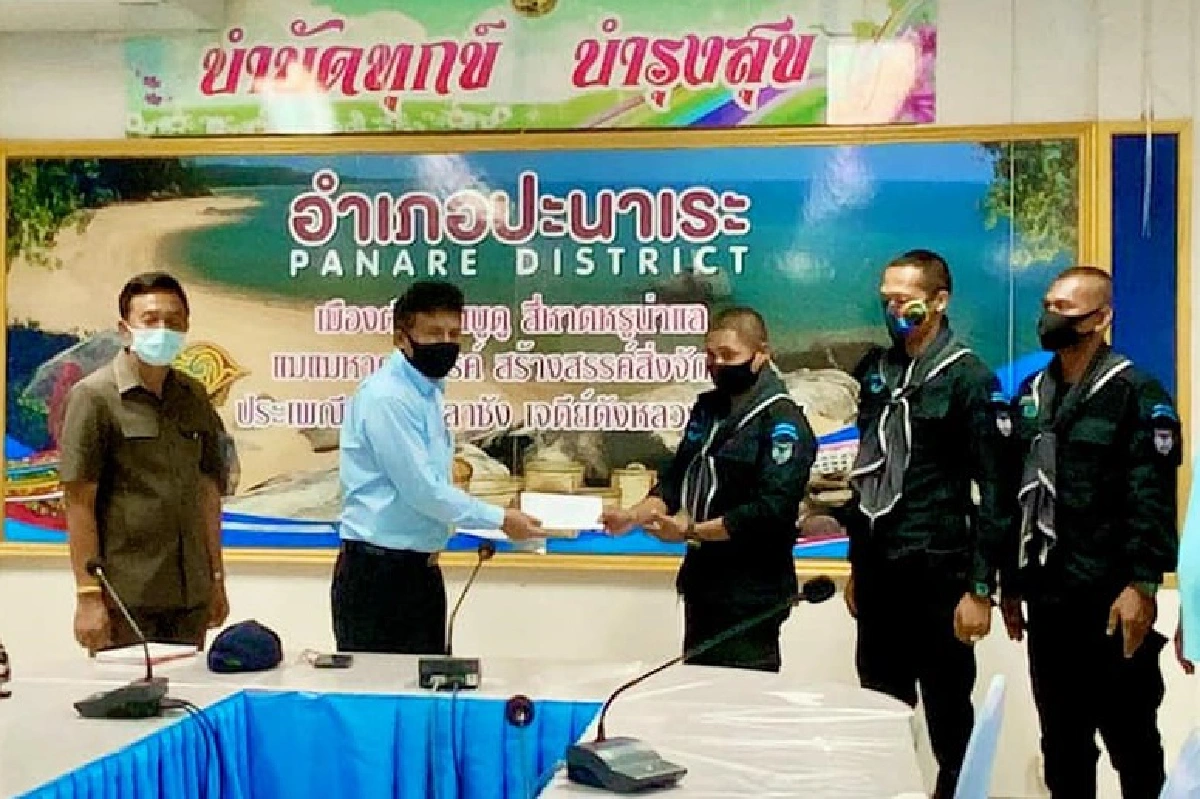 จ่ายจริงรายละหมื่น!นภอ.ปะนาเระมอบเงินช่วยเหยื่อถูกลอบบึ้ม