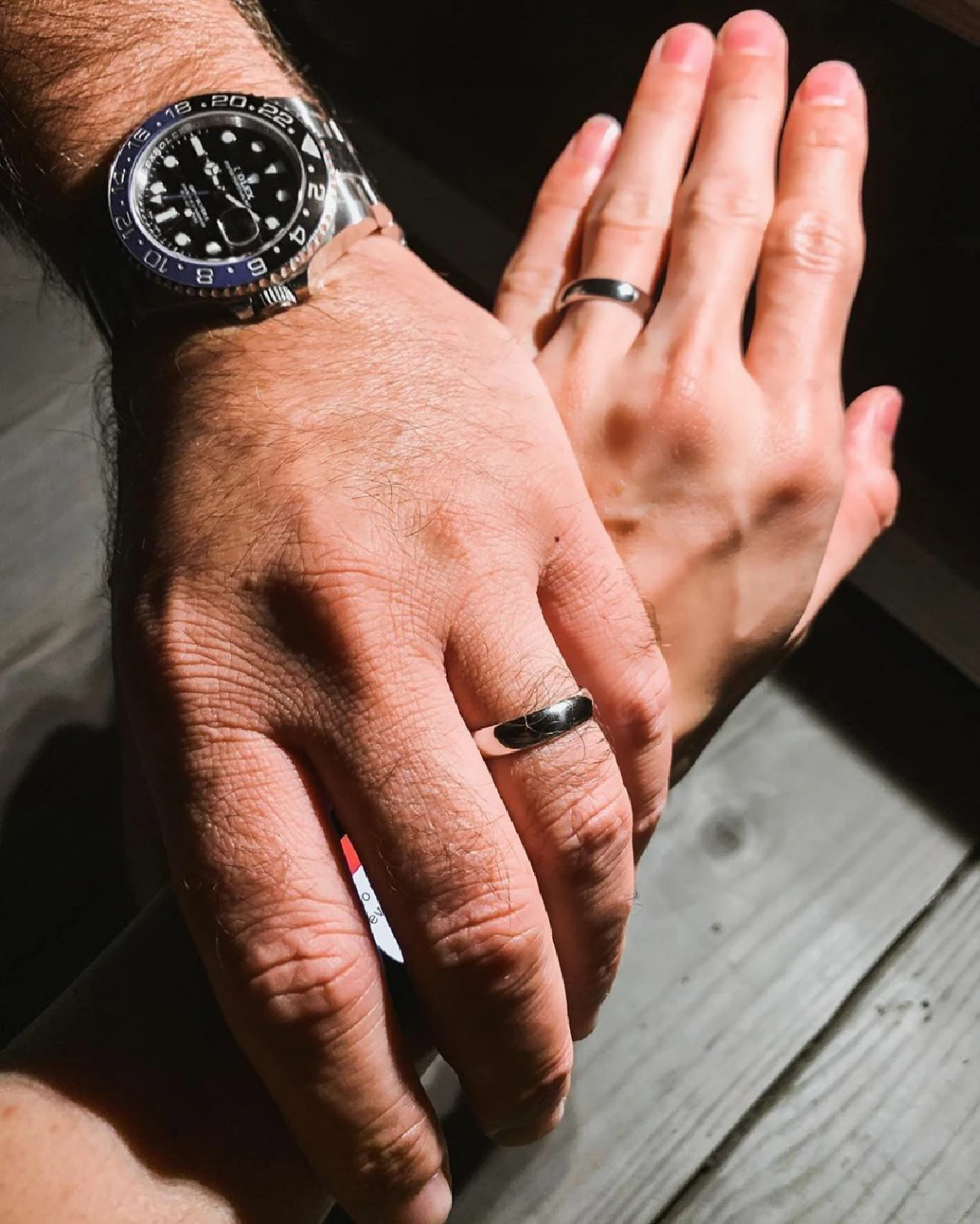 กัสเบล พีรกร โชว์แหวนที่นิ้วนางซ้าย หลังถูกแฟนฝรั่งขอแต่งงานแล้ว 