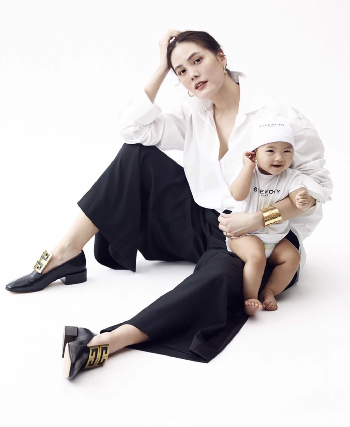 น่ารักน่าเอ็นดู! เจนี่ ปล่อยภาพคู่ น้องโนล่า โพสท่าถ่ายแบบสุดปังต้อนรับวันแม่