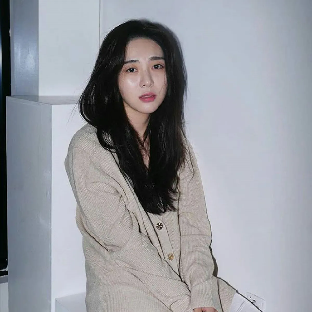  “มินอา” อดีตสมาชิก AOA โชว์รอยกรีดข้อมือ ฝากถึงเพื่อนร่วมวง-ประธานค่ายไม่ต้องมางานศพ 