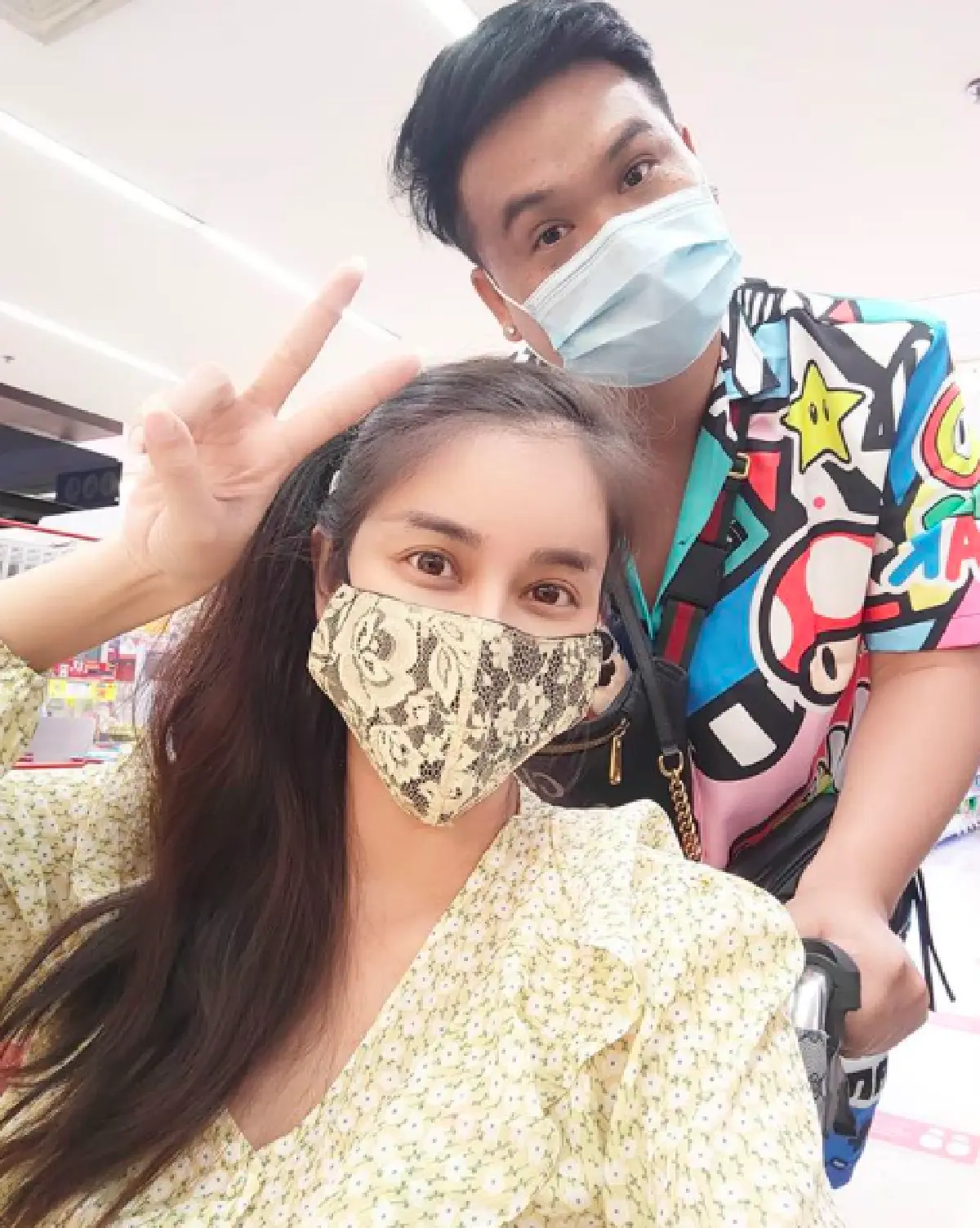 “ใหม่ สุคนธวา” จับสลากเลือกนามสกุลให้ลูกชาย ลุ้นกันทั้งบ้านไปเลย