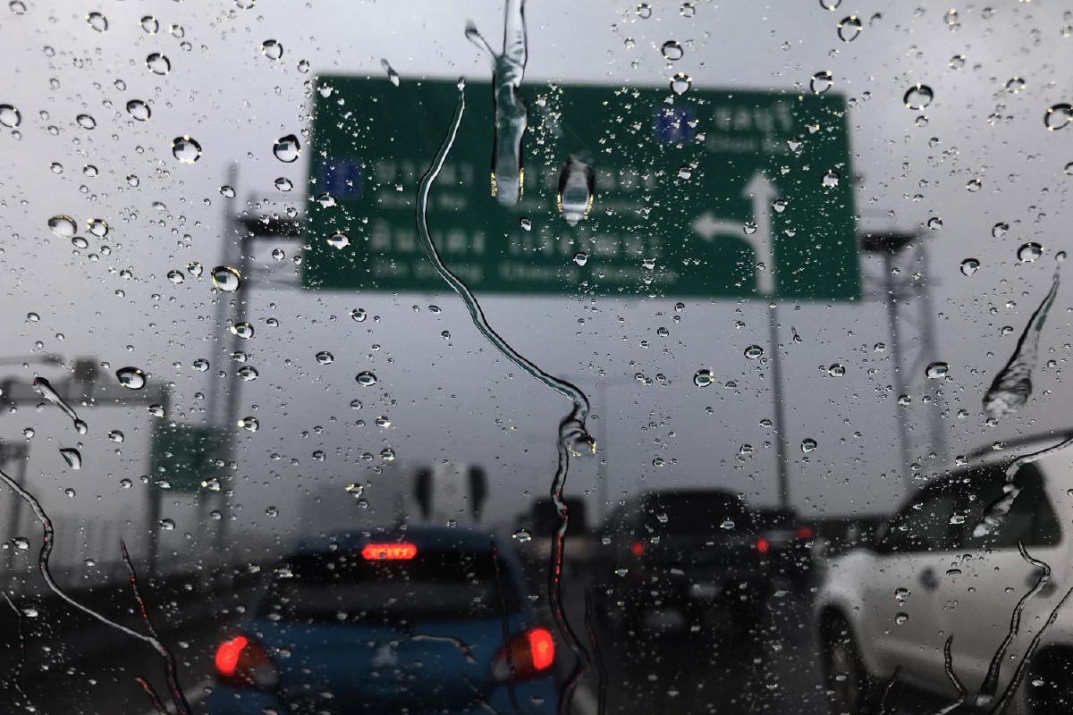 อุตุฯเตือน4ภาคยังมีฝนตกหนัก พื้นที่เสี่ยงระวังน้ำท่วมฉับพลัน อุตุฯเตือน4ภาคยังมีฝนตกหนัก พื้นที่เสี่ยงระวังน้ำท่วมฉับพลัน