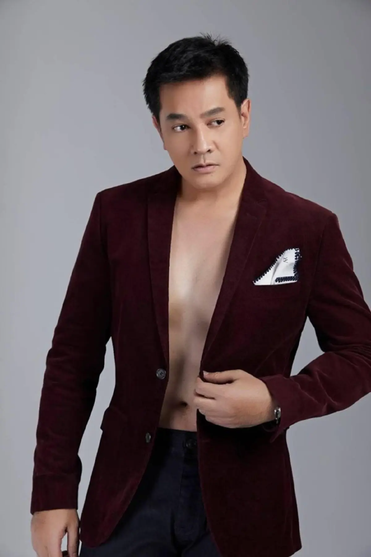 "ต้น จักรกฤษณ์” เปิดใจครั้งแรก หลังตัดสินใจทำศัลยกรรมครั้งใหญ่นานถึง 8 ชั่วโมง