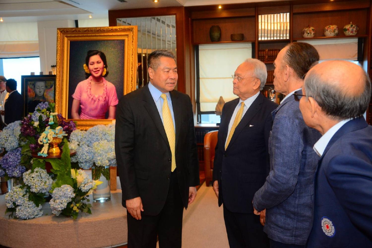 "องคมนตรี"เปิดนิทรรศการพิเศษ"เทิดพระเกียรติ แม่ของแผ่นดิน" "องคมนตรี"เปิดนิทรรศการพิเศษ"เทิดพระเกียรติ แม่ของแผ่นดิน"