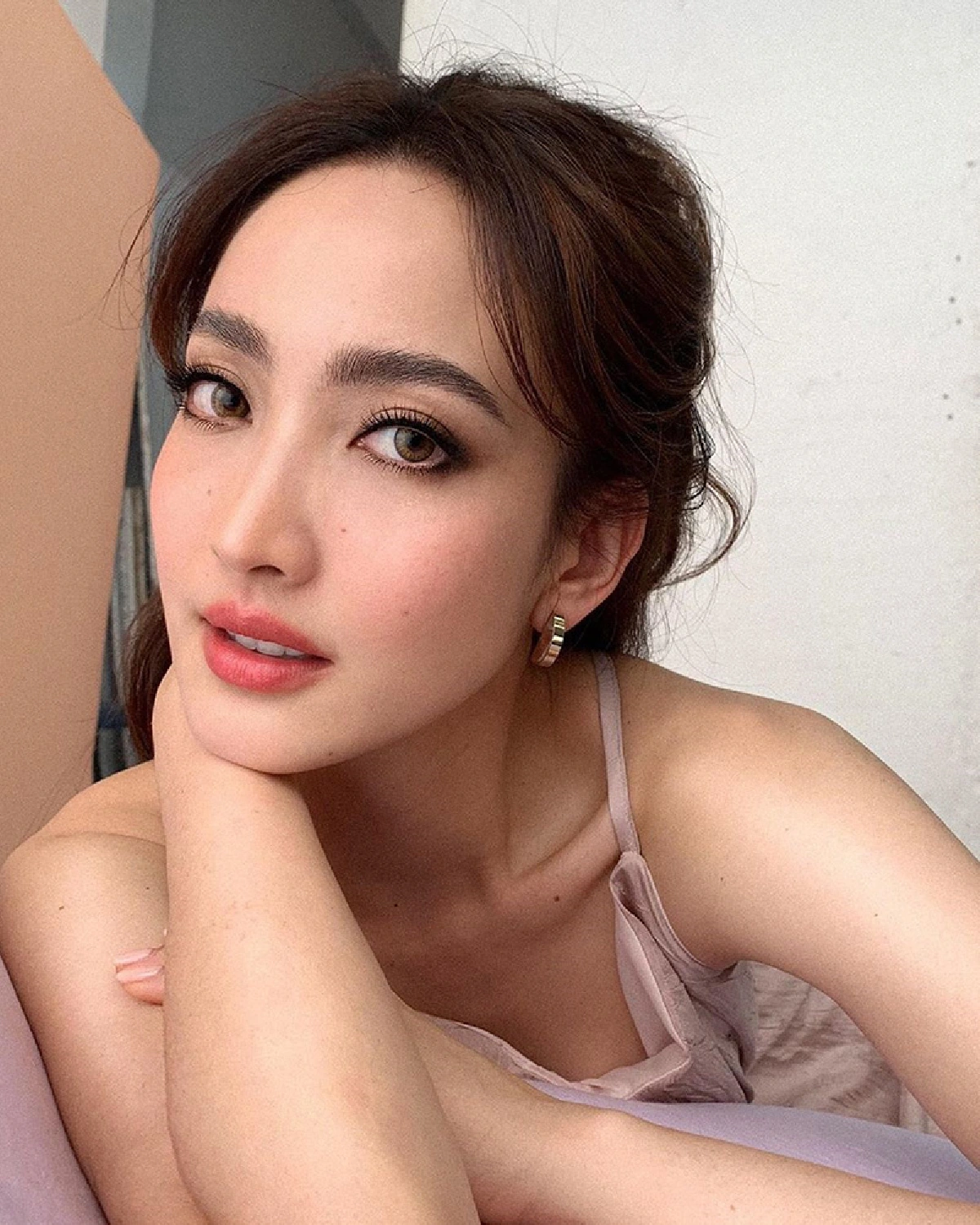 สวยเท่สุดปัง! แต้ว ณฐพร อวดลุคใหม่แปลกตา..แวบแรกจำแทบไม่ได้