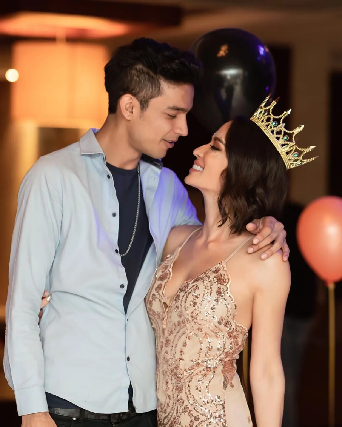 ปาร์ตี้วันเกิดสุดแซ่บ ซูซี่ สุษิรา ฉลองอายุ 33 ปีโชว์หวานกับหนุ่มรู้ใจ