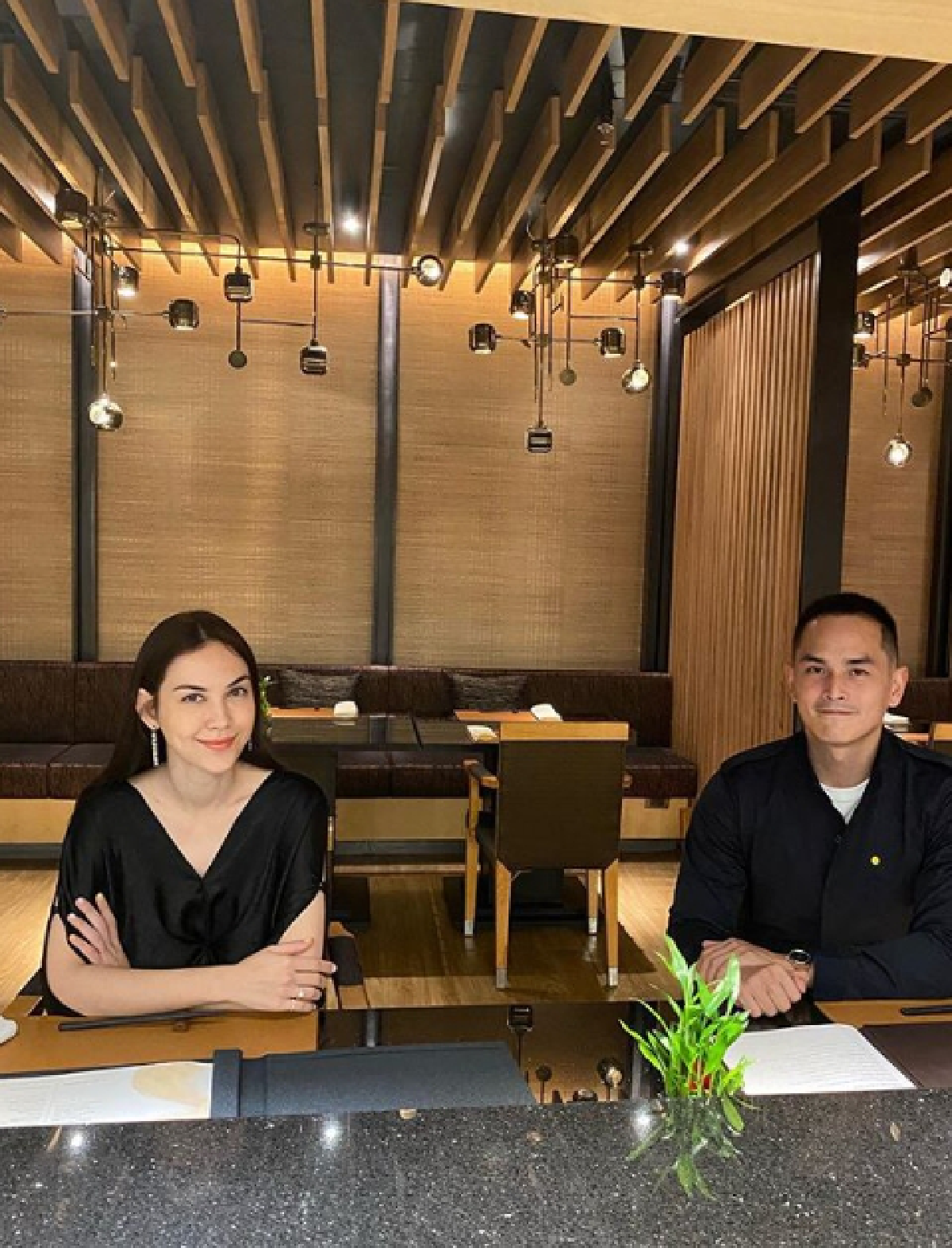 "สงกรานต์" พา "แมท" ซ้อนท้ายมอเตอร์ไซค์แอ่วเมืองเชียงใหม่ หวานๆ 