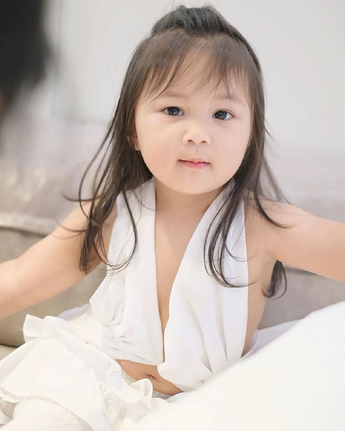 เป้ย ปานวาด ดีใจจนกรี๊ดแตก น้องโปรด-ปาลิน ทำการ์ดให้เซอร์ไพรส์ในวันแม่