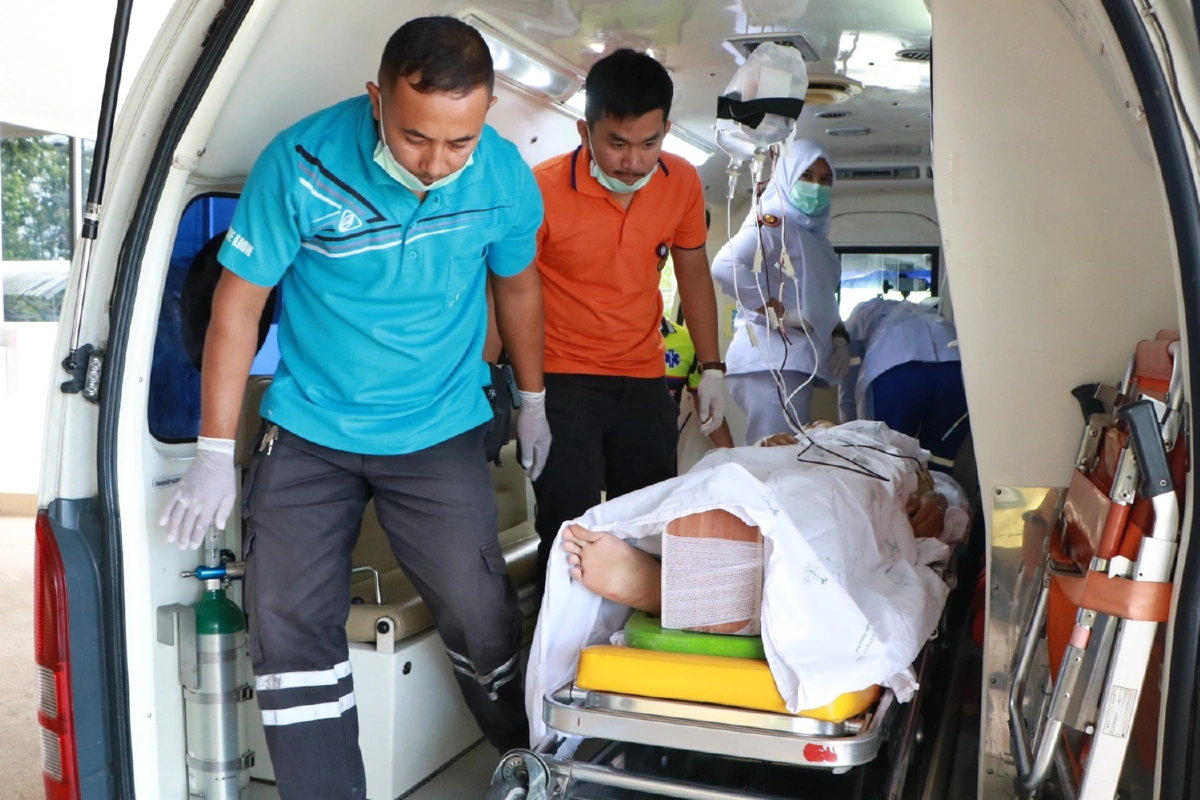 คนร้ายลอบวางบึ้มทหารพรานชุดคุ้มครองครูเสียชีวิต1เจ็บ6