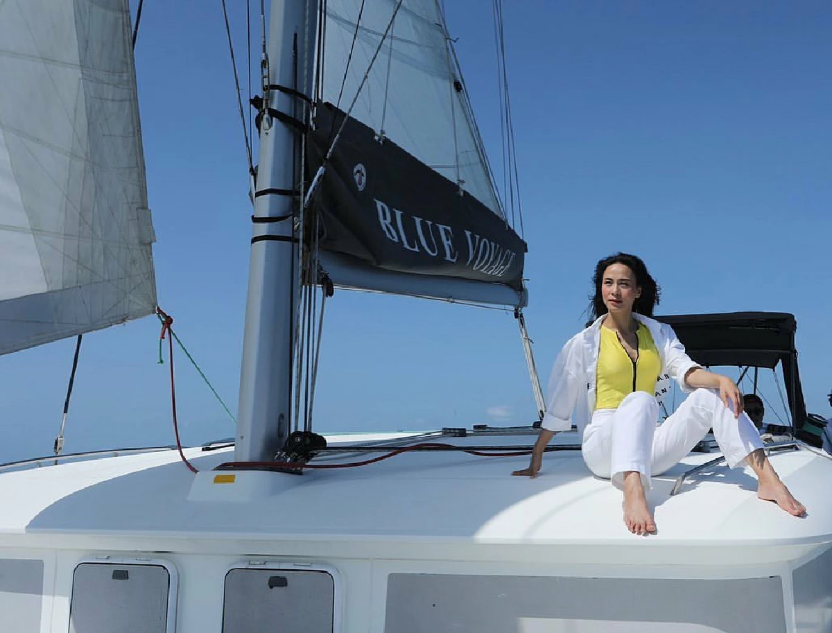 ซูมความแซ่บ! รถเมล์ คะนึงนิจ เซ็กซี่มุมสูง! อวดหุ่นสวยในชุดว่ายน้ำ