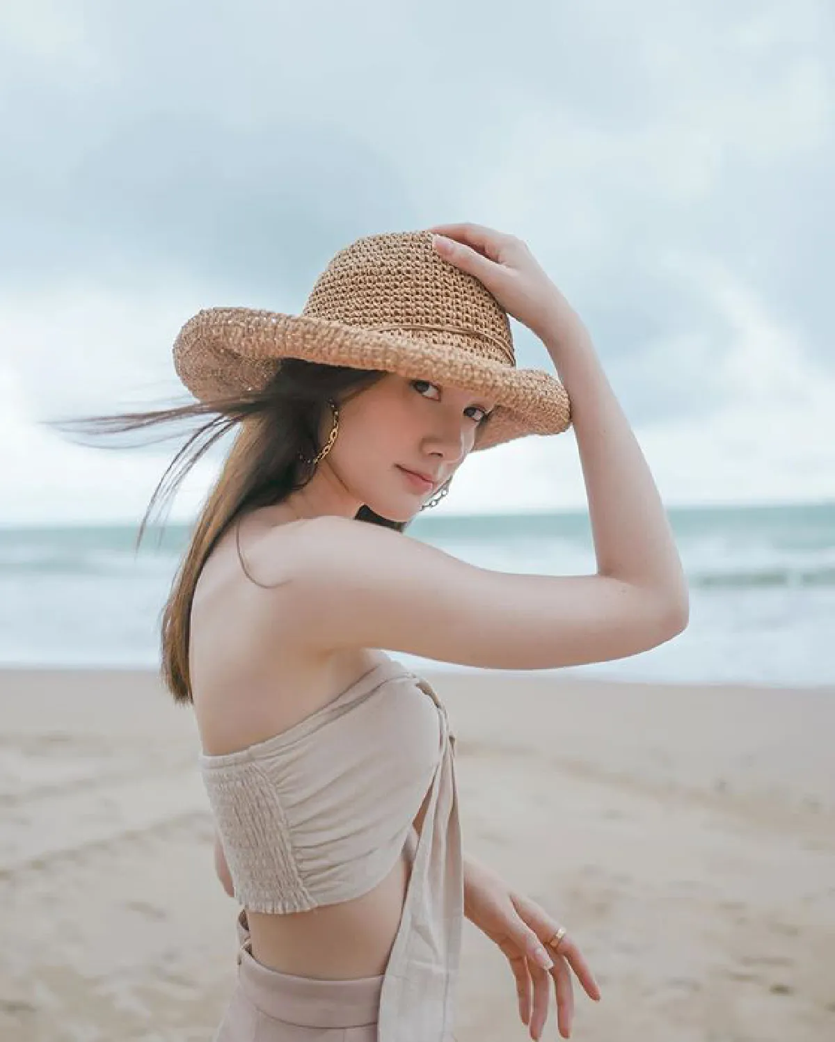 เดียร์น่า ฟลีโป อวดหุ่นสวยเซ็กซี่ผิวขาวออร่า เที่ยวทะเลเกาะลันตา