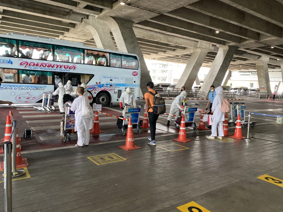 580 คนไทยเดินทางกลับจากต่างประเทศถึงสุวรรณภูมิไม่พบใครมีไข้สูง 