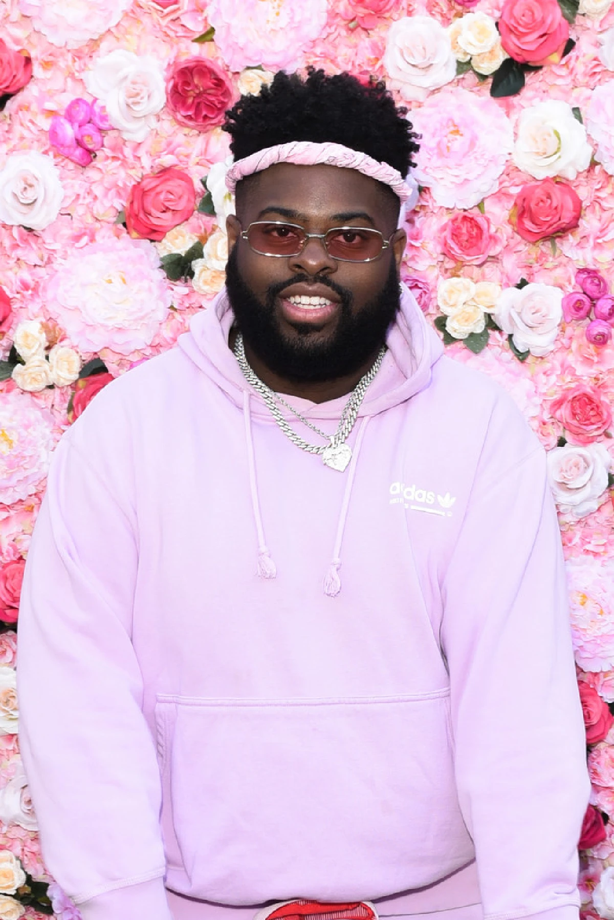 ศิลปินต่างประเทศร่วมเป็นกระบอกเสียงพูดถึงความไม่ยุติธรรมที่เกิดขึ้นในประเทศไทย 