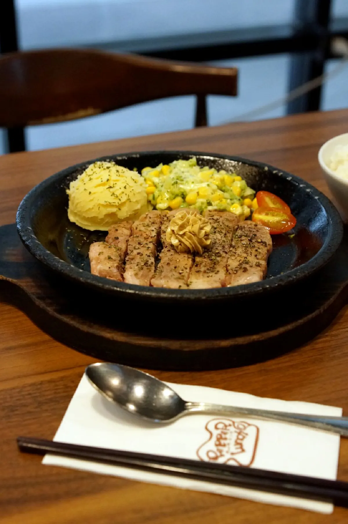 สัมผัสมื้ออร่อยง่ายได้ทุกวันกับ 'เปปเปอร์ ลันช์' เมนูเสิร์ฟร้อนเสียงซู่ซ่าสไตล์เจแปนีส