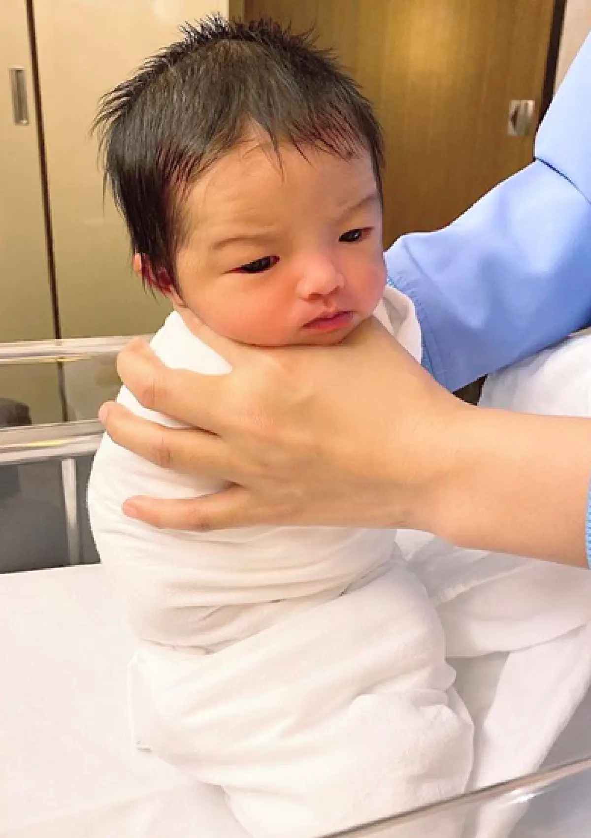 ส่องภาพ "น้องเวทย์มน" ลูกสาว “ใบเตย-ดีเจแมน” น่ารักน่าชังมากๆ 