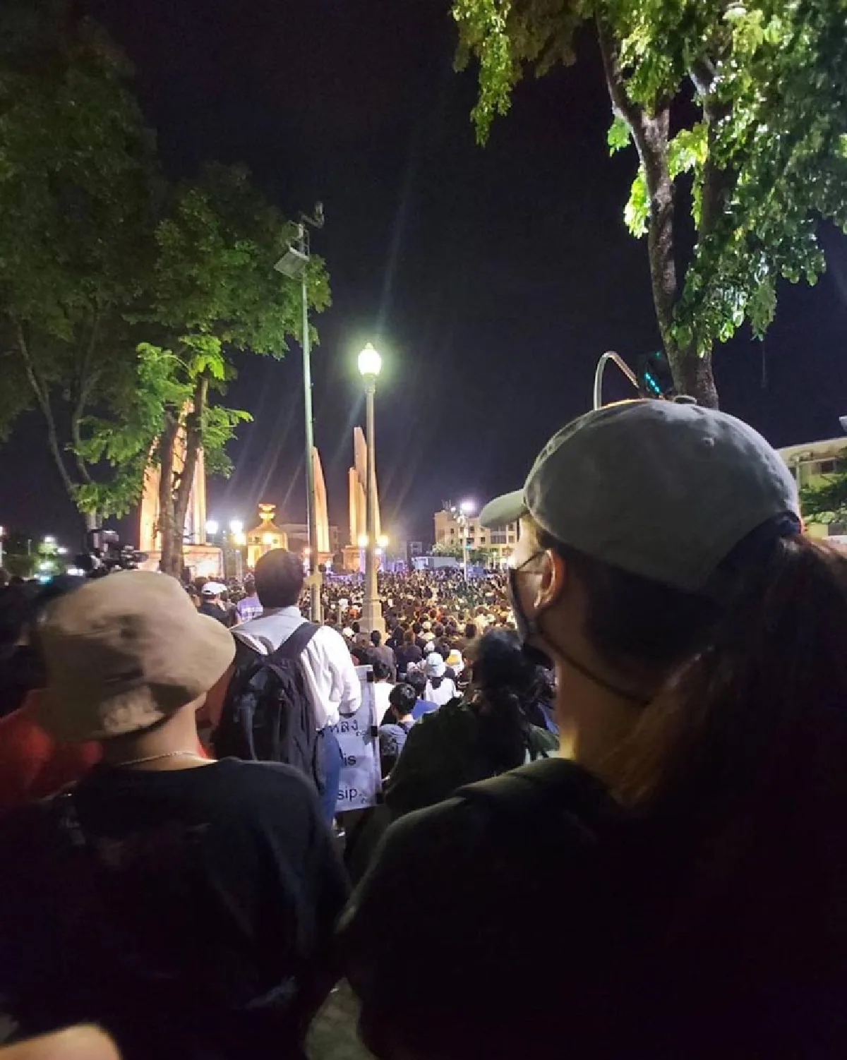 “มารีญา” มาแล้ว!! เข้าร่วมม็อบประชาชนปลดแอก #ขีดเส้นตายไล่เผด็จการ