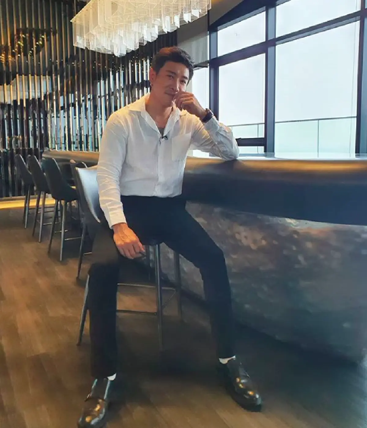 "บอย พิษณุ" ถึงกับทำตัวไม่ถูก เมื่อเพื่อนซี้ "ต้นหอม" ส่งของขวัญชิ้นหรูมาเซอร์ไพรส์ 