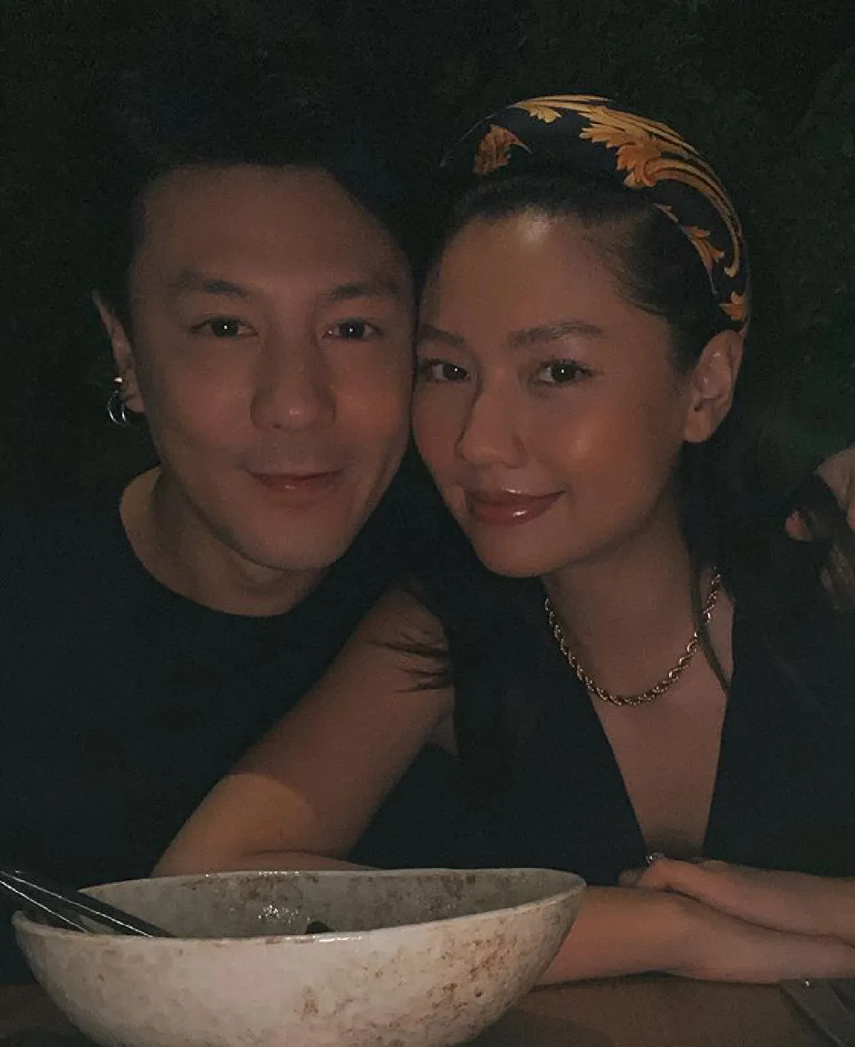 "โดม-เมทัล" ฉลองครบรอบแต่งงาน 1 ปี สุดโรแมนติก! พากันล่องเรือชมวิว-ดินเนอร์หวาน