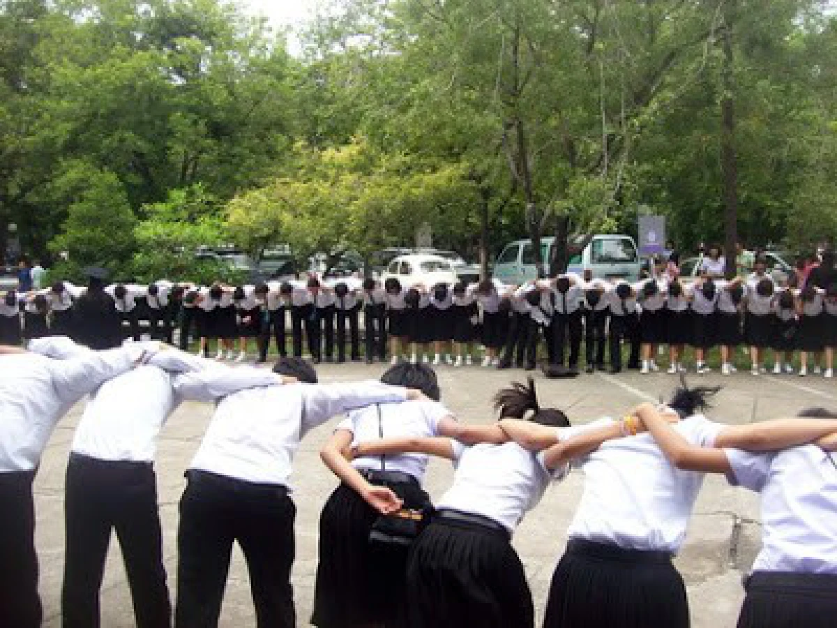 “VUCA World ระเบียบโลกเก่าเสื่อมสลายและระเบียบโลกใหม่ยังไม่สถาปนาลงตัว” กับ การปลดแอกของกลุ่มอัตลักษณ์ทางการเมือง