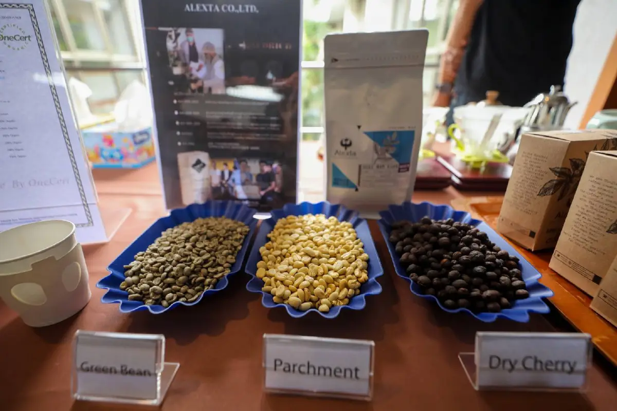 ทูต"อียู"ลงพื้นที่เชียงรายตรวจเยี่ยมรับฟังปัญหาผลกระทบโควิด-19