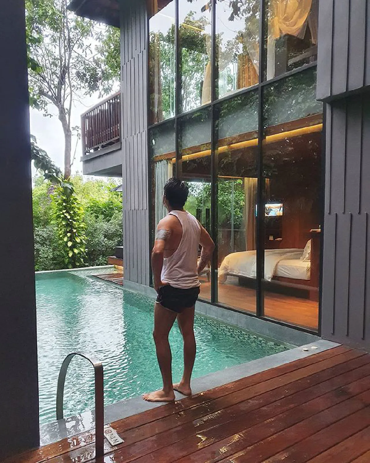 หวานปนแซ่บ! บอย พิษณุ ควงภรรยา อแมนด้า สวีทจัดหนักที่เกาะสมุย 