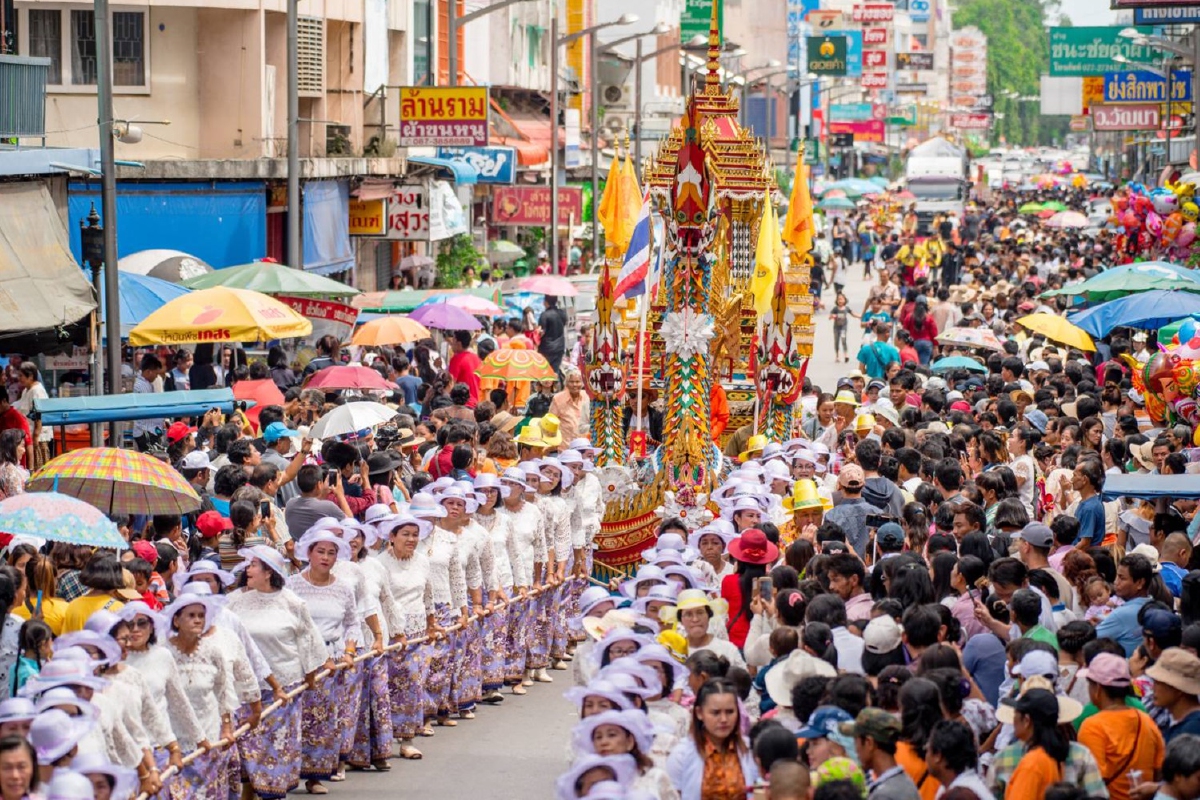 คุมโควิด-19 ครั้งแรกในรอบ 100 ปี สุราษฎร์ฯปรับโฉมงานประเพณีชักพระ คุมโควิด-19 ครั้งแรกในรอบ 100 ปี สุราษฎร์ฯปรับโฉมงานประเพณีชักพระ