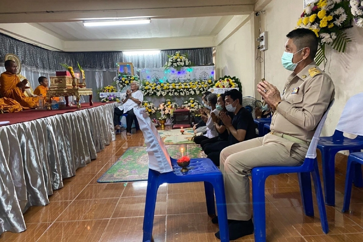 แฟนคลับนายกฯยิงตัวตายทิ้งจดหมายช่วยดูแลครอบครัว