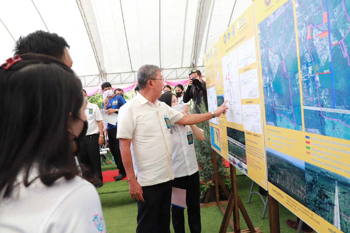 ยผ.มอบโฉนดที่ดินแปลงใหม่จังหวัดพังงา พัฒนาพื้นที่เพื่อประชาชน
