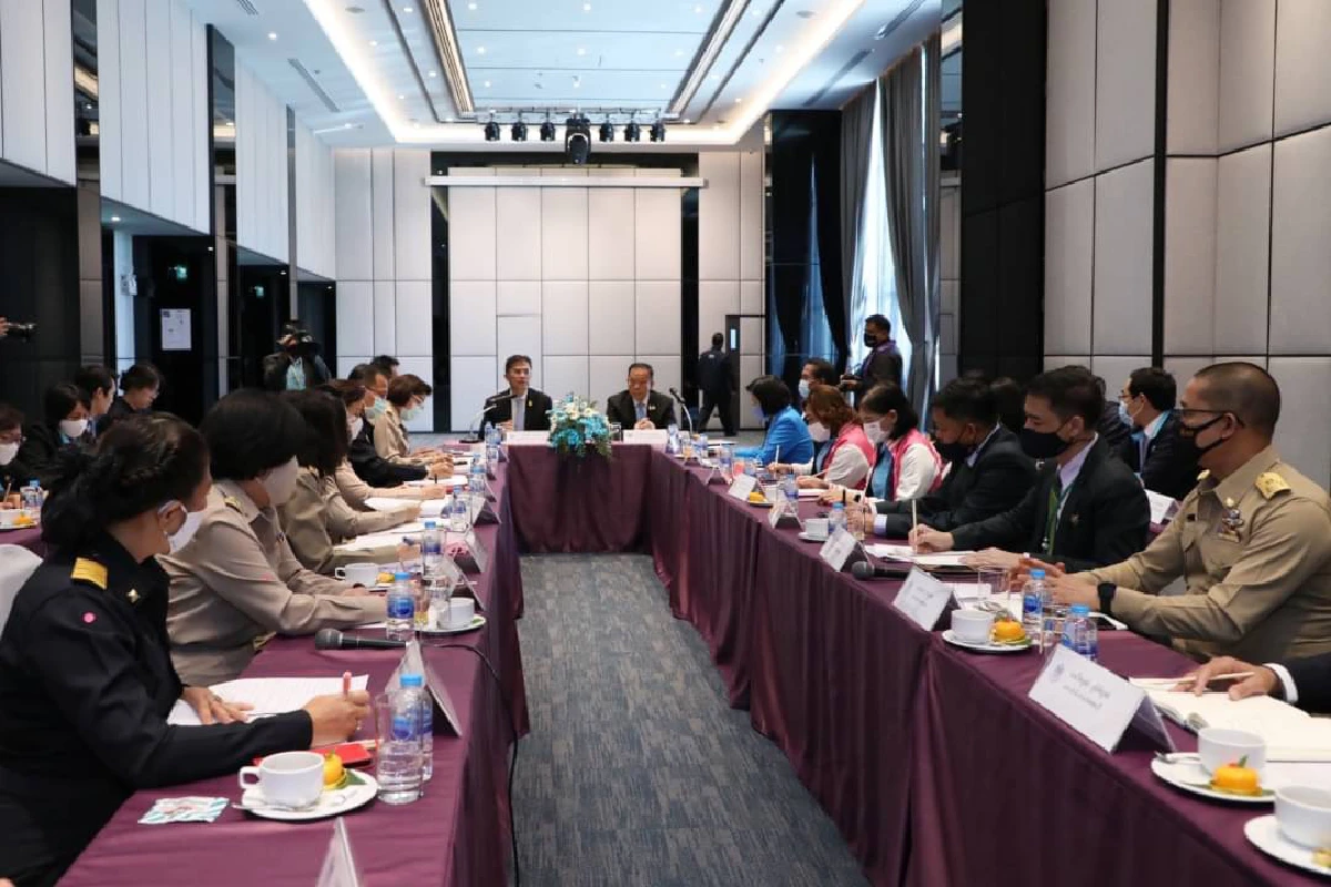 "ปรีดี" หลบร้อนรัฐบาลถังแตก