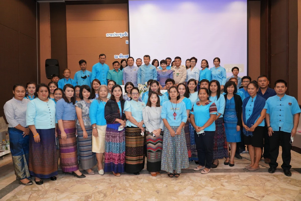 ปลุกข้าราชการพช.ทุ่มเททำงานพัฒนาชุมชนเพื่อชาวบ้านอยู่ดีกินดี