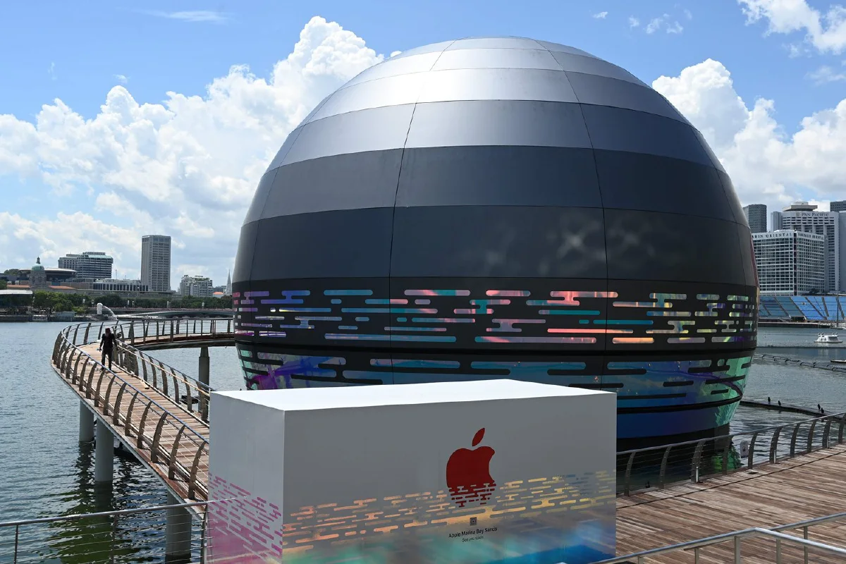 เผยโฉม "Apple store" ลอยน้ำที่สิงคโปร์ เตรียมเปิดเร็วๆนี้