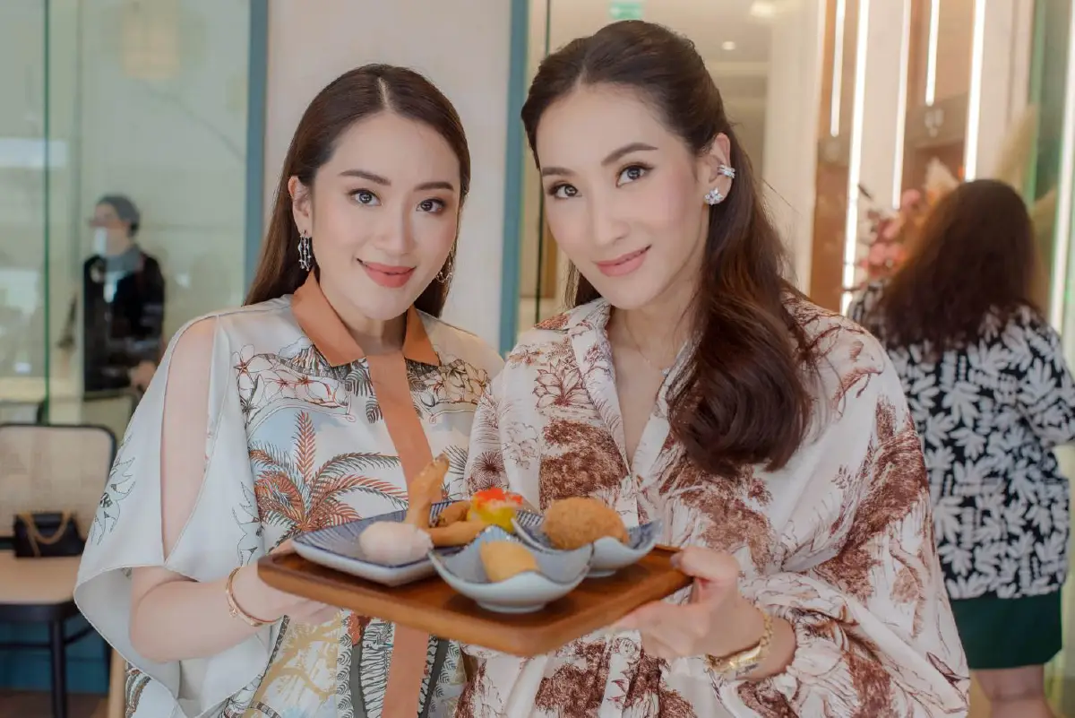 YANG มื้อง่ายๆ สไตล์ฮ่องกงที่วางช้อนไม่ลงเพราะความอร่อย