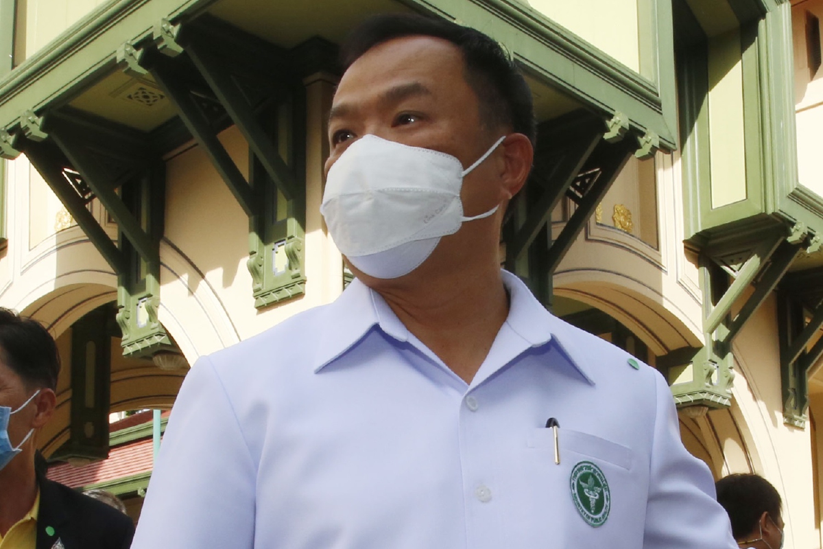 สธ.ชงครม.สัญจรระยองของบ600ล้านร่วมผลิตวัคซีนต้านโควิด-19 สธ.ชงครม.สัญจรระยองของบ600ล้านร่วมผลิตวัคซีนต้านโควิด-19
