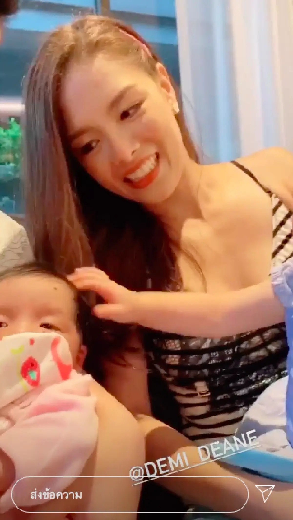  อยากเล่นด้วย! ส่องความน่ารักของ “น้องเดมี่” เมื่อเจอ “น้องเวทมนต์” 