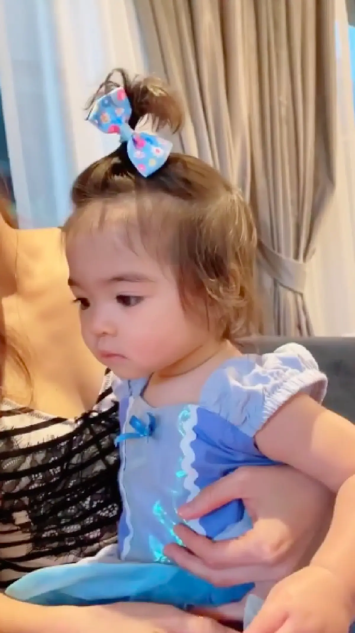  อยากเล่นด้วย! ส่องความน่ารักของ “น้องเดมี่” เมื่อเจอ “น้องเวทมนต์” 