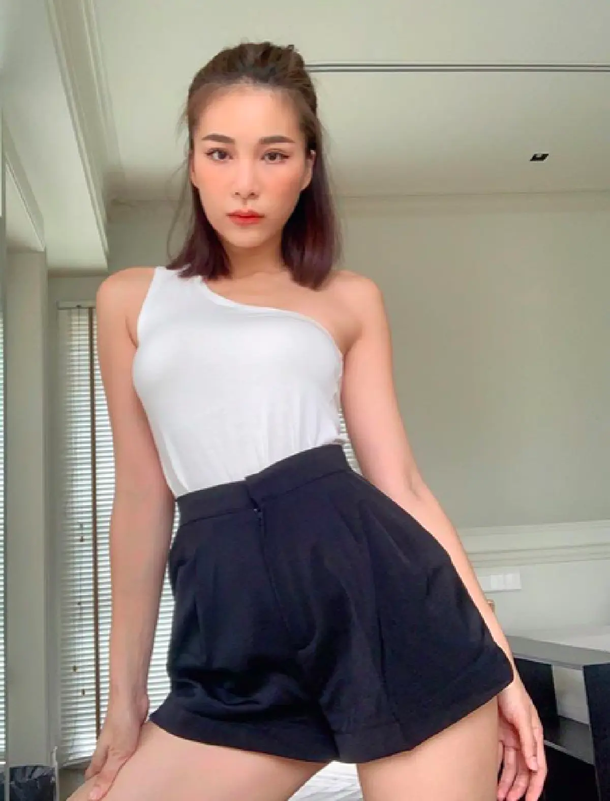  "จันจิ" จัดเต็มความเซ็กซี่ในชุดว่ายน้ำ "มาริโอ้" ถึงกับเข้ามายกนิ้วให้