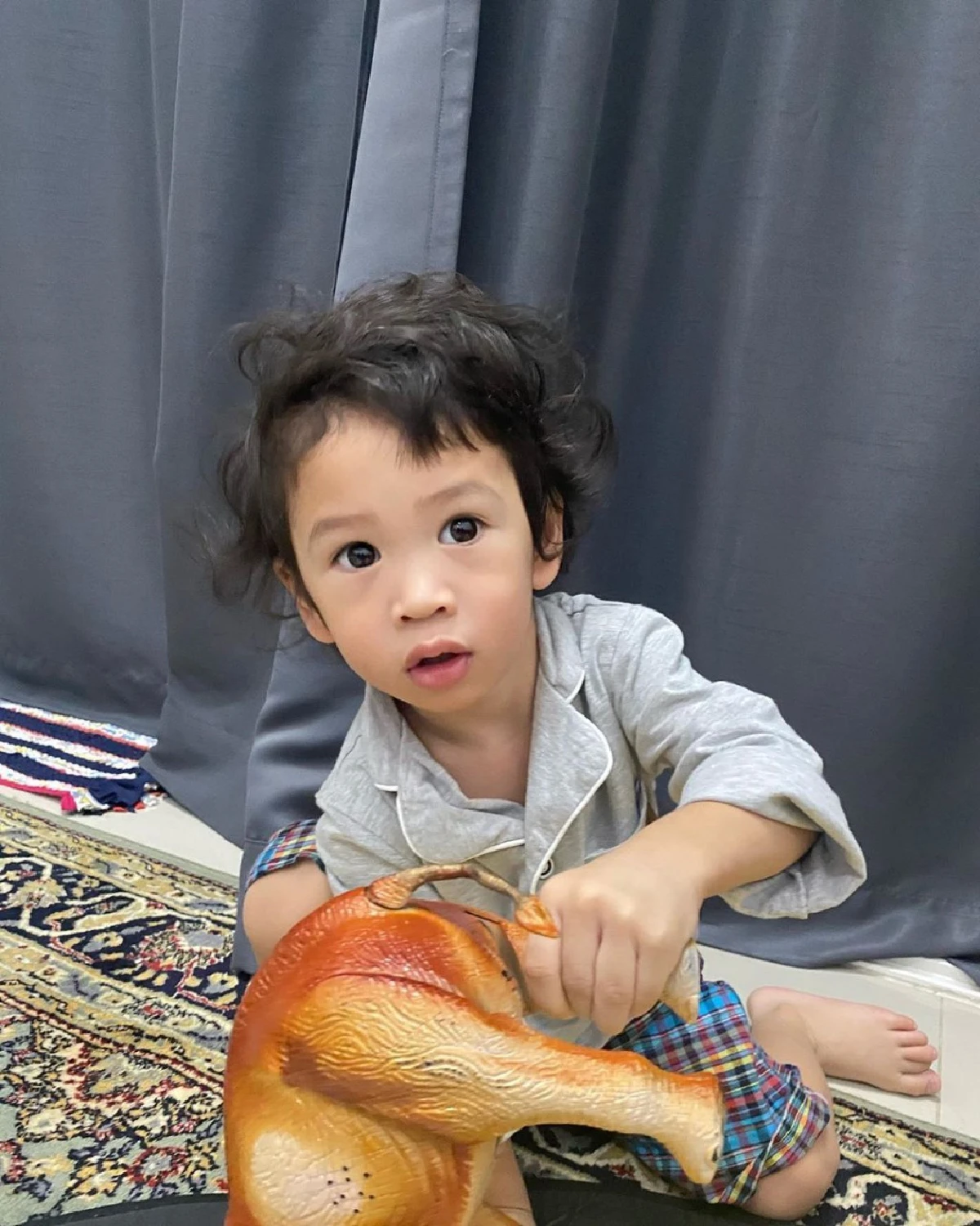 น้องโพธิ์ เขินหนักมากขโมยจุ๊บ ใหม่ ดาวิกา สีหน้าผิดกับตอนอยู่กับแม่แอน