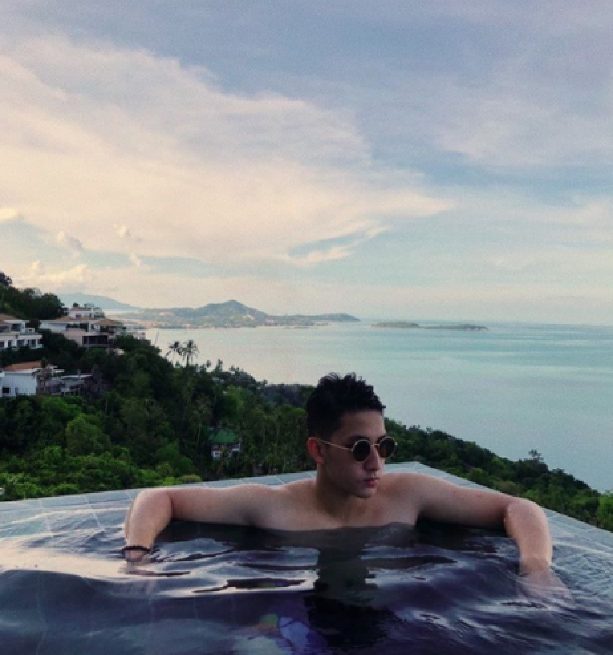 ยิ่งโตยิ่งหล่อ! ปุณณ์ ปุณณกันต์ ลูกชายนุสบา แชะภาพคู่สาวเปิดตัวหวานใจหรือเปล่า?